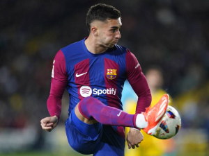 O hvězdu Barcelony je v Anglii velký zájem, hráč chce ale zůstat