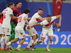 Dvougólový stoper Demiral ukončil rakouské tažení. Turecko je ve čtvrtfinále