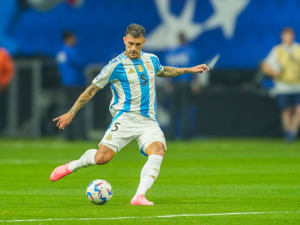 Barcelona hledá nového středního záložníka, má šanci podepsat Mistra světa