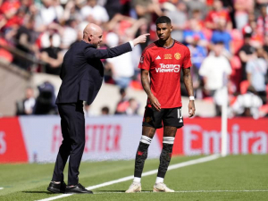 Marcus Rashford reaguje na zprávy, které říkají, že Manchester United má v plánu ho prodat