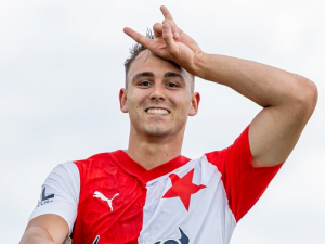 Slavia zvládla generálku před startem sezóny. Žilinu hattrickem za 12 minut sestřelil Matěj Jurásek