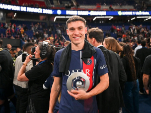 Manuel Ugarte se dohodl s Manchesterem United. Přestoupí z PSG?