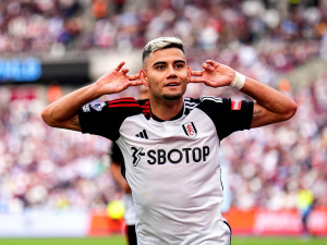 Gallaghera by v Chelsea mohl nahradit Andreas Pereira, píší v Brazílii