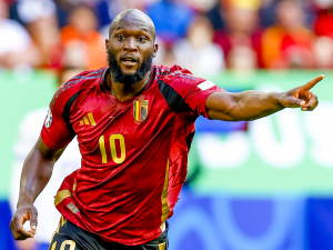 Chelsea a Neapol jednají o Romelu Lukakuovi