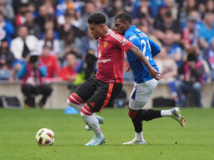 Jadon Sancho se dohodl s Paris Saint-Germain, odchod z United se blíží
