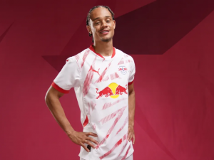 Xavi Simons se oficiálně vrátil do Lipska