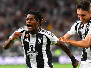 Thiago Motta zvládl premiéru na lavičce Juventusu. Řáděni Allegriho odpadlíků odneslo Como