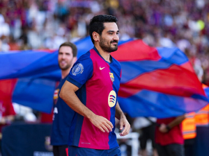 Barcelona Ilkaye Gündogana pustí zadarmo