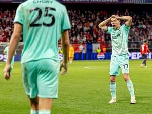 Slavia se z Francie vrací s prohrou 0:2. Musí se spoléhat na zázrak
