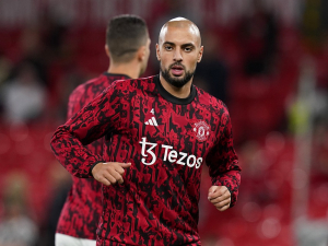 Do Fenerbahce má namířeno bývalý záložník Manchesteru United Amrabat