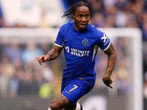 Raheem Sterling by měl zamířit do Arsenalu