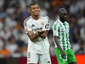 Kylian Mbappé se konečně trefil. Dvěma góly sestřelil Real Betis