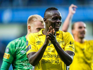 Slavia si prý vyhlédla Oscarova nástupce. Zájem je o 20letého Oumu z Norska