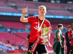 Manchesteru United nadále chybí Shaw i Hojlund. Ugarte už může hrát