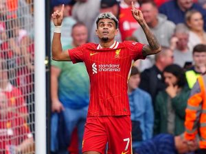 Liverpool se po překvapivé prohře zotavil. Zápas s Bournemouthem Díaz rozhodl už o poločase
