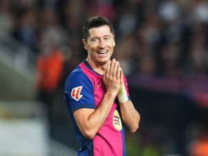 Hansi Flick: Robert Lewandowski je nejlepší hrotový útočník posledních deseti let