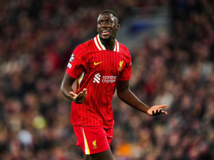 Liverpool hodlá prodloužit smlouvy dvěma stoperům