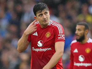 Manchester United chce v zimě prodat Harryho Maguira. Jakou na něj nalepil cenovku?