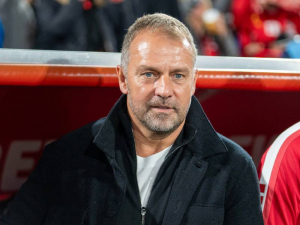 Hansi Flick se setkal s bývalým trenérem Barcelony Xavim: Bylo to pěkné setkání, zeptal jsem se ho, jestli si se mnou nedá kávu