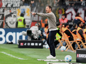 Bayer Leverkusen je přesvědčen, že Xabi Alonso v roce 2025 opustí klub, na výběr má údajně ze 2 možností