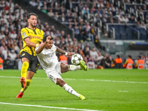 Hořká pachuť vítězství proti Dortmundu! Realu Madrid se zranili Rodrygo a Courtois a budou chybět v El Clásicu proti Barceloně
