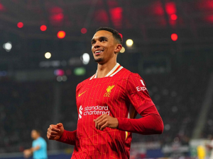 Jaký plat by měl dostat v Realu Madrid Trent Alexander-Arnold?