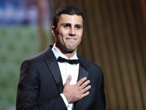Cristiano Ronaldo nebo Lionel Messi? Svého favorita si vybral vítěz Zlatého míče Rodri