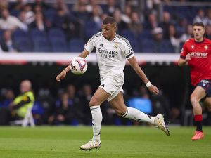 Kylian Mbappé má fyzické a psychické problémy, tvrdí Didier Deschamps