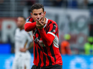 Rossoneri našli viníka, je jím Theo Hernandez. Ale co Conceiçao?