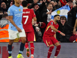 Zařídil Mohamed Salah Liverpoolu titul? Manchester City nedostal na Anfield Road šanci