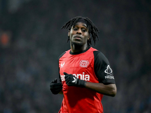 Do Liverpoolu by mohl jako náhrada za Alexandera-Arnolda dorazit hvězdný Frimpong