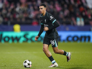 Trenér Liverpoolu Arne Slot nám nabídl odpověď na spekulace o možném přestupu Trenta Alexandera-Arnolda do Realu Madrid