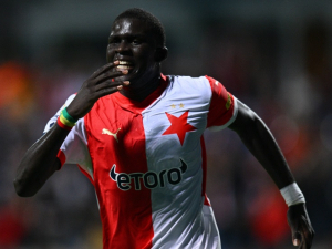 O Malicka Dioufa mají zájem 3 kluby z Premier League. O koho jde?