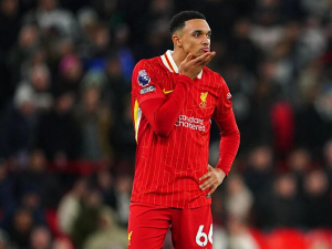 Bude Trent Alexander-Arnold Liverpoolu chybět?