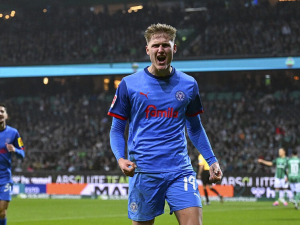 Bundesliga má novou superstar: Svět poznává fantoma z Kielu