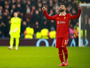 Budoucnost Mohameda Salaha v Liverpoolu je stále nejistá, objevili se vážní zájemci ze Saúdské Arábie