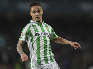 Antony debutoval za Real Betis. Byl zvolen mužem zápasu