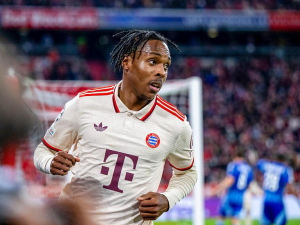 Přeci jen Tottenham: Mathys Tel bude v Londýně pouze hostovat