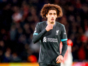 Liverpool oznamuje dohodnutý přestup po konci přestupového okna: Na hostování do Sunderlandu odchází mladý útočník