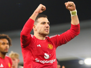 S Rubenem Amorimem může Manchester United vyhrát Premier League, tvrdí obránce Dalot