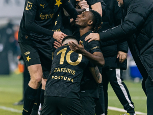 O titulu rozhodnuto? Slavia si z Plzně odváží suverénní výhru. Dvakrát se trefil Chorý