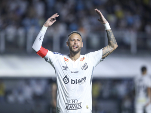 Video: Neymar vstřelil gól přímo z rohu. Věděli jste, proč se tomuto gólu říká tzv. Olimpico?