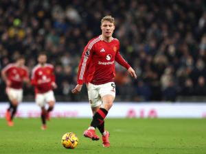 Manchester United ztrácí trpělivost s Rasmusem Hojlundem, vedení už má vyhlédnutou náhradu
