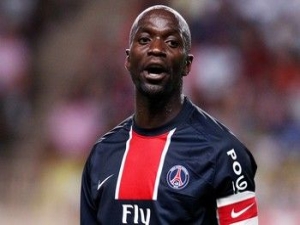 Claude Makelele varuje před Eidurem Gudjohnsenem