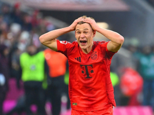 Joshua Kimmich dostal nabídku z Arsenalu. Odejde přeci jen z Bayernu?