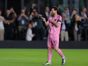 Světem se šíří spekulace o návratu Lionela Messiho do Barcelony, nicméně podle uznávaného novináře je návrat nemožný