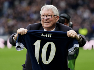 Sir Alex Ferguson zavolal Welbeckovi: United tě nikdy neměli prodat, řekl mu do telefonu