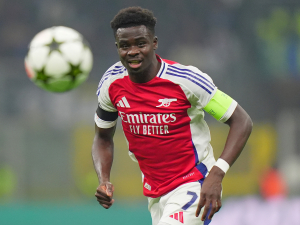 Saka je zpět. Arsenal má svou ofenzivní hvězdu k dispozici