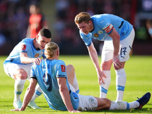 Velká rána pro Manchester City: Zraněný Erling Haaland vynechá výraznou část zbytku sezóny