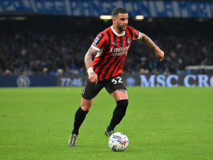 Nikdo nejste Messi, tak přihrávejte, zlobil se Kyle Walker na spoluhráče z AC Milán
